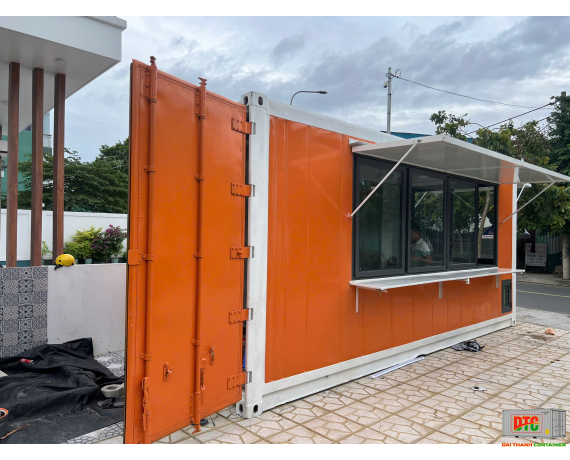 Container cafe 20 feet